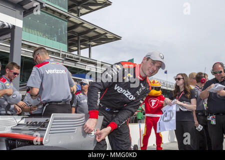 Indianapolis, Indiana, USA. 11. Mai, 2018. Wird die Stromversorgung (12) von Australien gewinnt die Pole Award für die IndyCar Grand Prix in Indianapolis Motor Speedway Straße Kurs in Indianapolis, Indiana. Credit: Justin R. Noe Asp Inc/ASP/ZUMA Draht/Alamy leben Nachrichten Stockfoto