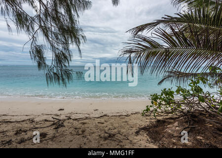 Am späten Nachmittag auf Bois Blanc Strand auf Denis Private Island auf den Seychellen Stockfoto