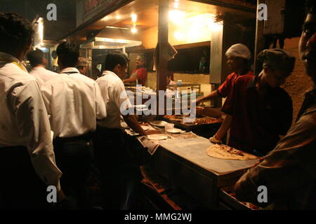 Schwarz Botschafter Auto, Mumbai Stockfoto