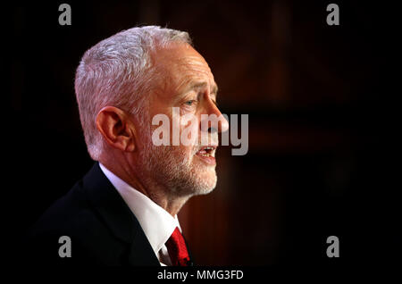 Der Führer der Jeremy Corbyn im Fairfield Ship Building Museum in Glasgow, wo der Labour Party für die Unterstützung der britischen Schiffbau als Teil einer umfassenderen Strategie für die Industrie und die von der konservativen Regierung aufgerufen, um zu gewährleisten, dass drei neue königliche Flotte Hilfsschiffe in heimischen Werften gebaut werden. Stockfoto