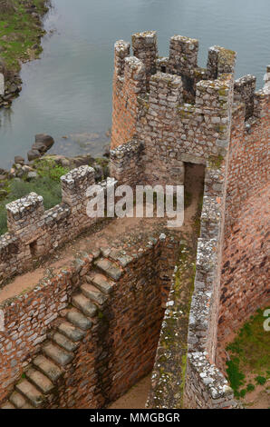 Almourol Templer Burg, in einer kleinen Insel im Fluss Tejo tiver gelegen, zentrale Portugal Stockfoto