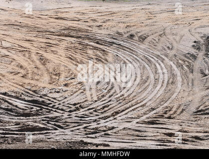 Spurweite Markierung auf Sand in Baustelle Stockfoto