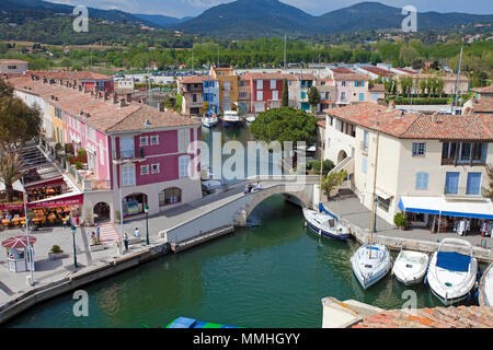 Port Grimaud, lagunenstadt am Golf von Saint Tropez, Cote d'Azur, Südfrankreich, Frankreich, Europa Stockfoto