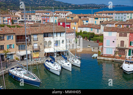 Port Grimaud, lagunenstadt am Golf von Saint Tropez, Cote d'Azur, Südfrankreich, Frankreich, Europa Stockfoto