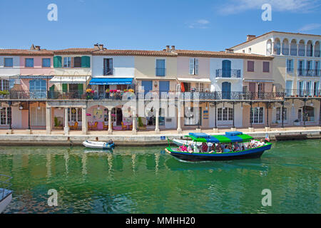 Port Grimaud, lagunenstadt am Golf von Saint Tropez, Cote d'Azur, Südfrankreich, Frankreich, Europa Stockfoto