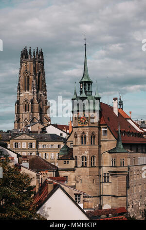 Alte Stadt Freiburg Skyline in der Schweiz Stockfoto