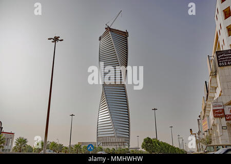 Die Wolkenkratzer entlang King Fahad Road, Riyadh, Saudi-Arabien. Stockfoto