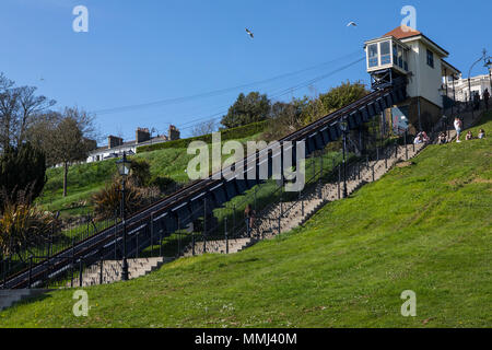 SOUTHEND-on-sea, Essex - 18. APRIL 2018: Die southend Cliff Railway, auch bekannt als die Southend Cliff Lift, in Southend-on-Sea, Essex, am 18. April Stockfoto