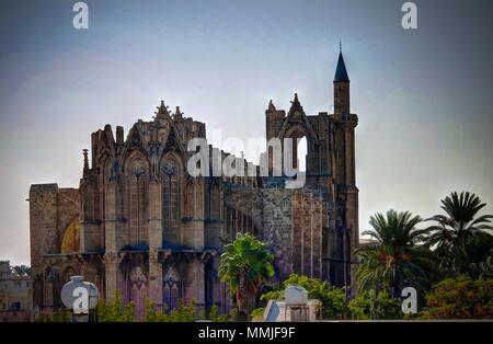 Außenansicht zu Lala Mustafa Pasa Moschee, Famagusta, Zypern Stockfoto