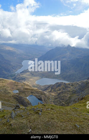 Spaziergang im Cwm Idwal durch Höllen Küche zu Y Garn Stockfoto