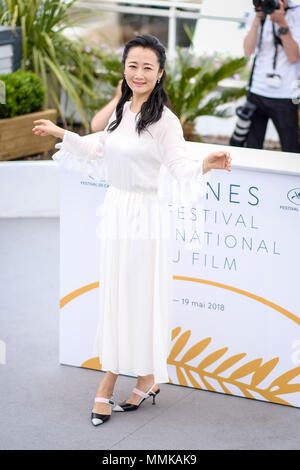 Cannes, Frankreich. 12. Mai 2018. Zhao Tao am 'Ash ist reinste Weiß' Fotoshooting am Samstag, den 12. Mai 2018 im Rahmen des 71st Cannes Film Festival findet im Palais des Festivals, Cannes. Im Bild: Zhao Tao. Bild von Julie Edwards. Credit: Julie Edwards/Alamy leben Nachrichten Stockfoto