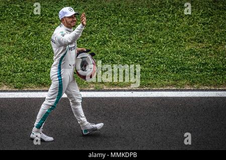 Barcelona, Spanien. 12. Mai, 2018: LEWIS HAMILTON (GBR) feiert nach der Pole Position für den Spanischen GP am Circuit de Catalunya in Barcelona - Credit: Matthias Oesterle/Alamy leben Nachrichten Stockfoto