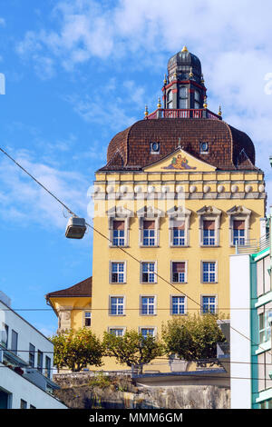 Die Suva-Gebäude in der Altstadt in der Nähe der berühmten Löwendenkmal, Luzern, Schweiz Stockfoto