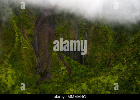 Wasserfälle bei waialeale Krater, Kauai, Hawaii, USA Stockfoto