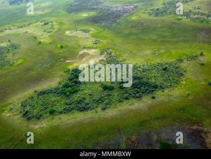 Luftbild des Okavango Delta in Botswana im Sommer Stockfoto