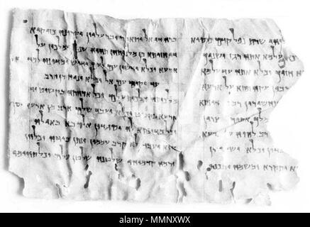 . Polski: Rękopis z Qumran Q 4 246 Deutsch: 4 Q 246, einer der Schriftrollen vom Toten Meer bei Qumran gefunden. 5. Mai 2012. Unbekannt 17 4 q 246 - Manuskript Stockfoto