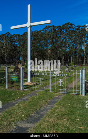 Tore von West Edelsfeld Friedhof Stockfoto