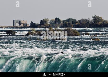 Isolierte Bild eines erstaunlichen Niagara River Stockfoto