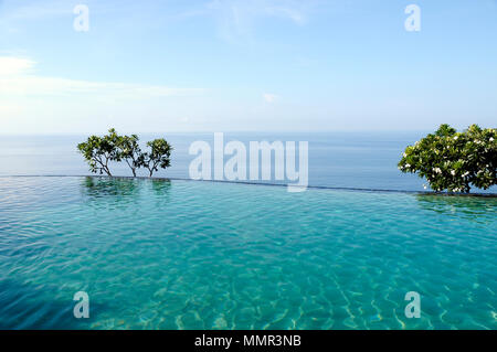 Bulgari Resort, Pool, Jimbaran Bay, Bali, Indonesien Stockfoto