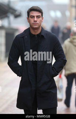 Die Besetzung der TOWIE Film Szenen an Block Chop in Chelmsford, Essex Mit: Jon Clark Wo: Chelmsford, Großbritannien Wann: 12 Apr 2018 Credit: WENN.com Stockfoto