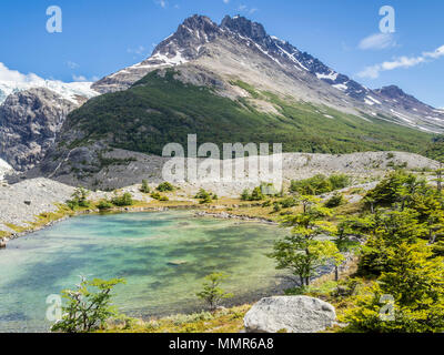 Gletscher Los Perros, kleinen See, O-trail, Torres del Paine Nationalpark, Patagonien, Chile Stockfoto