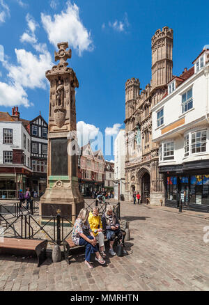 Christchurch Tor und der Alte Buttermarket, Canterbury. Stockfoto