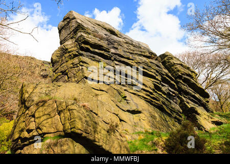 Heptonstall Steinbruch, als Hölle Bohrung, beliebte Klettern und Bouldern Lage in Heptonstall, Calder Valley, West Yorkshire, UK Stockfoto