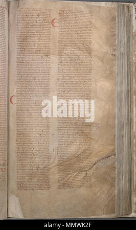 . Der Codex gigas (Englisch: Giant Buch) ist die größte erhaltene mittelalterliche Handschrift in der Welt. Es wird auch als Bibel des Teufels aufgrund einer großen Abbildung des Teufels auf der Innenseite und der Legende um seine Schöpfung bekannt. Es wird gedacht, im frühen 13. Jahrhundert geschaffen wurde, das Benediktinerkloster von Podlažice in Böhmen (Tschechische Republik). Es enthält die Vulgata Bibel sowie viele historische Dokumente alle in Latein geschrieben. Während des Dreißigjährigen Krieges im Jahre 1648 wurde die gesamte Sammlung wurde von der schwedischen Armee, sie werden zur Beute, und jetzt ist es an der Natio erhalten Stockfoto