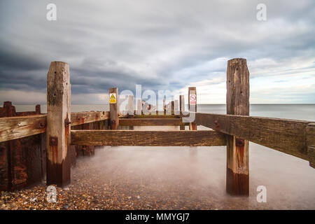 Meer Verteidigung auf die Küste von Suffolk lowetoft Stockfoto