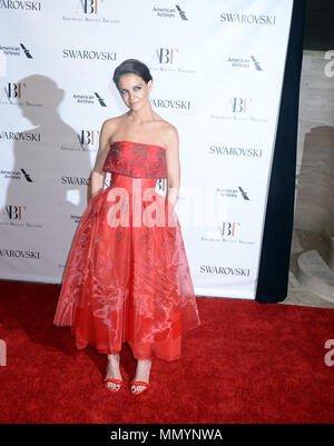 NEW YORK, NY - 22. Mai: Katie Holmes nimmt an der American Ballet Theatre Frühjahr 2017 Gala am Metropolitan Opera House am 22. Mai 2017 in New York City. Personen: Katie Holmes Stockfoto