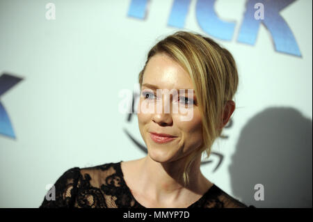 NEW YORK, NY - 16. August: valorie Curry besucht' das Häkchen "blauen Teppich Premiere im Dorf östlich Kino am 16. August 2017 in New York City. Personen: valorie Curry Stockfoto