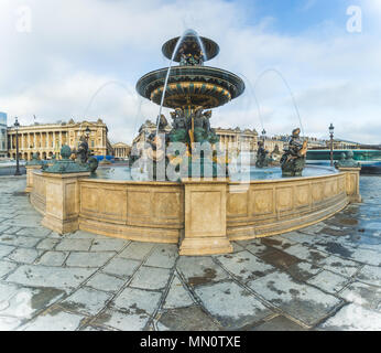 Das Maritime Brunnen, einer der Fontaines de la Concorde, Paris, Frankreich Stockfoto