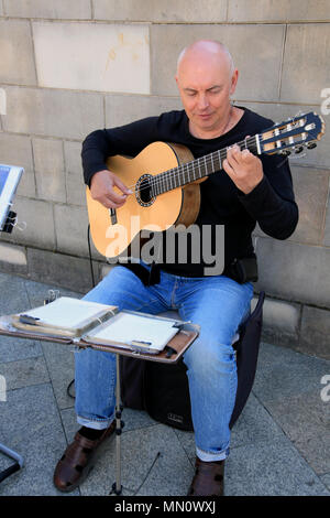 Strassenmusiker in der Altstadt von Krakau, Polen Stockfoto