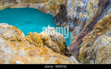 Kelimutu, bunte Kratern saure Seen, die in regelmäßigen Abständen ihre Farbe - Insel Flores, Indonesien ändern Stockfoto