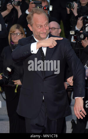 Cannes, Frankreich. 13. Mai, 2018. 71. Filmfestival in Cannes 2018, der rote Teppich film Tinte oder Schwimmen (Le Grand Bain". Im Bild: Benoit Poelvoorde Credit: Unabhängige Fotoagentur/Alamy leben Nachrichten Stockfoto