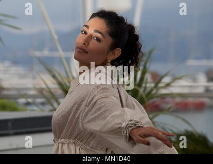 Cannes, Frankreich. 13. Mai, 2018. Cannes, Frankreich. 13. Mai, 2018. Schauspielerin Golshifteh Farahani am Les Filles du Soleil (Mädchen der Sonne) film Foto bei der 71St Cannes Film Festival, Sonntag, den 13. Mai 2018, Cannes, Frankreich. Foto: Doreen Kennedy Credit: Doreen Kennedy/Alamy leben Nachrichten Stockfoto