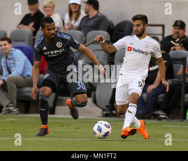 Los Angeles, CA, USA. 13. Mai, 2018. Los Angeles FC Vorwärts Diego Rossi #9 treten während der Los Angeles Football Club vs New York City Football Club Stadion Banc von Kalifornien in Los Angeles, Ca am 13. Mai 2018. Jevone Moore Quelle: CSM/Alamy leben Nachrichten Stockfoto