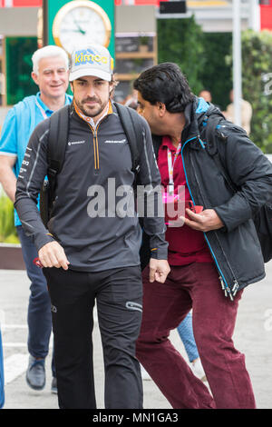 Barcelona, Spanien. 13. Mai, 2018. McLaren Fahrer Fernando Alonso (14) von Spanien während der Rennen der GP von F1 feierte am Stromkreis des Barcelonacon 13. Mai 2018 in Barcelona, Spanien. (Credit: Mikel Trigueros/Urbanandsport/Cordon Drücken) Credit: CORDON PRESSE/Alamy leben Nachrichten Stockfoto