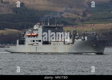 USNS William McLean (T-AKE-12), Lewis und Clark-Klasse Dry Cargo Schiff der US-Marine, bei der ankunft Stufen für Übung gemeinsame Krieger 18-1. Stockfoto