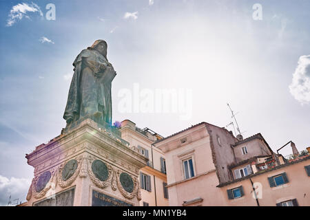 Rom, Statue von Giordano Bruno in Campo de Fiori (Felder der Blüte) Stockfoto