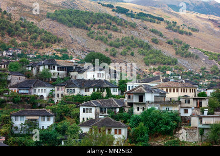 Alte osmanische Häuser in Gjirokastra (gjirokaster), Albanien Stockfoto
