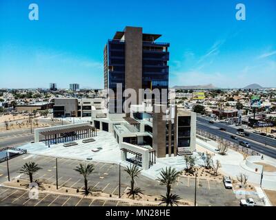 Vierteln der Stadt Haube von Sonora, Hermosillo, sind mit dem Wachstum und der modermidad städtischer Architektur vermischt. Luftaufnahmen, aeri Stockfoto