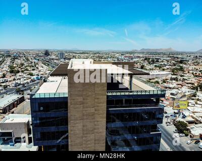 Vierteln der Stadt Haube von Sonora, Hermosillo, sind mit dem Wachstum und der modermidad städtischer Architektur vermischt. Luftaufnahmen, aeri Stockfoto