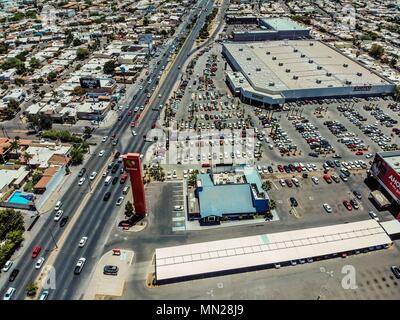 Vierteln der Stadt Haube von Sonora, Hermosillo, sind mit dem Wachstum und der modermidad städtischer Architektur vermischt. Luftaufnahmen, aeri Stockfoto
