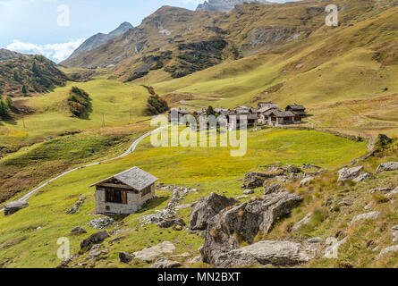 Heidi Village Grevasalvas im Sommer, Graubünden, Schweiz Stockfoto