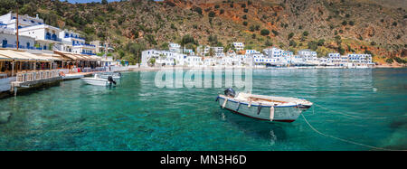 Panorama der malerischen Dorf Loutro in Kreta, Griechenland Stockfoto