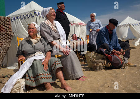 Zeichen im 19. Jahrhundert Kleidung verschleierte während der Feier der 200. Jahrestag der Scheveningen Tourist Complex Stockfoto