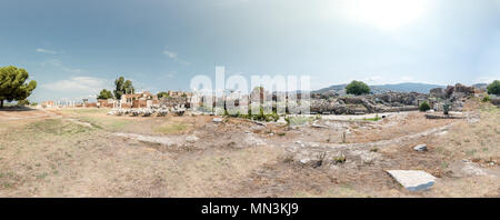 Hohe Auflösung aussen Panorama der Ruinen von St. Johannes Basilika Ayasuluk Hügel in Ephesus Selcuk, Izmir, Türkei. Stockfoto