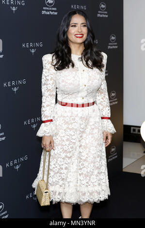 Cannes, Frankreich. 13. Mai, 2018. Salma Hayek besucht Kering Frauen in Bewegung photocall während der 71st jährlichen Filmfestspiele von Cannes im Majestic Hotel auf der am 13. Mai 2018 in Cannes | Verwendung weltweit Quelle: dpa/Alamy leben Nachrichten Stockfoto