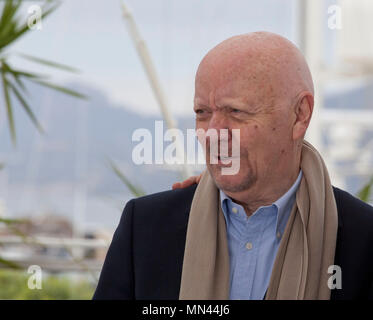 Cannes, Frankreich. 14 Mai, 2018. Regisseur Jean-Paul Rappeneau an der Cyrano De Bergerac film Foto bei der 71St Cannes Film Festival, Montag, 14. Mai 2018, Cannes, Frankreich. Foto: Doreen Kennedy/Alamy leben Nachrichten Stockfoto